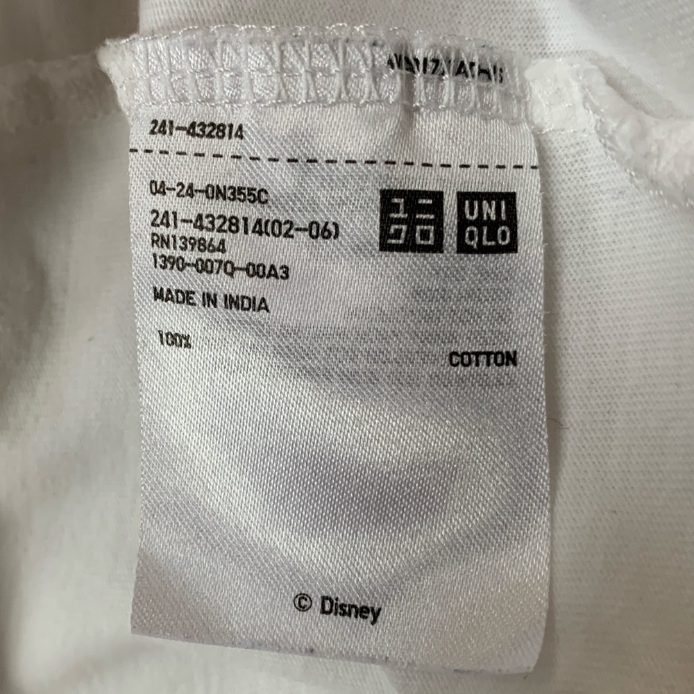 Minnie Mouse tee shirt size small - Picture 6 of 7